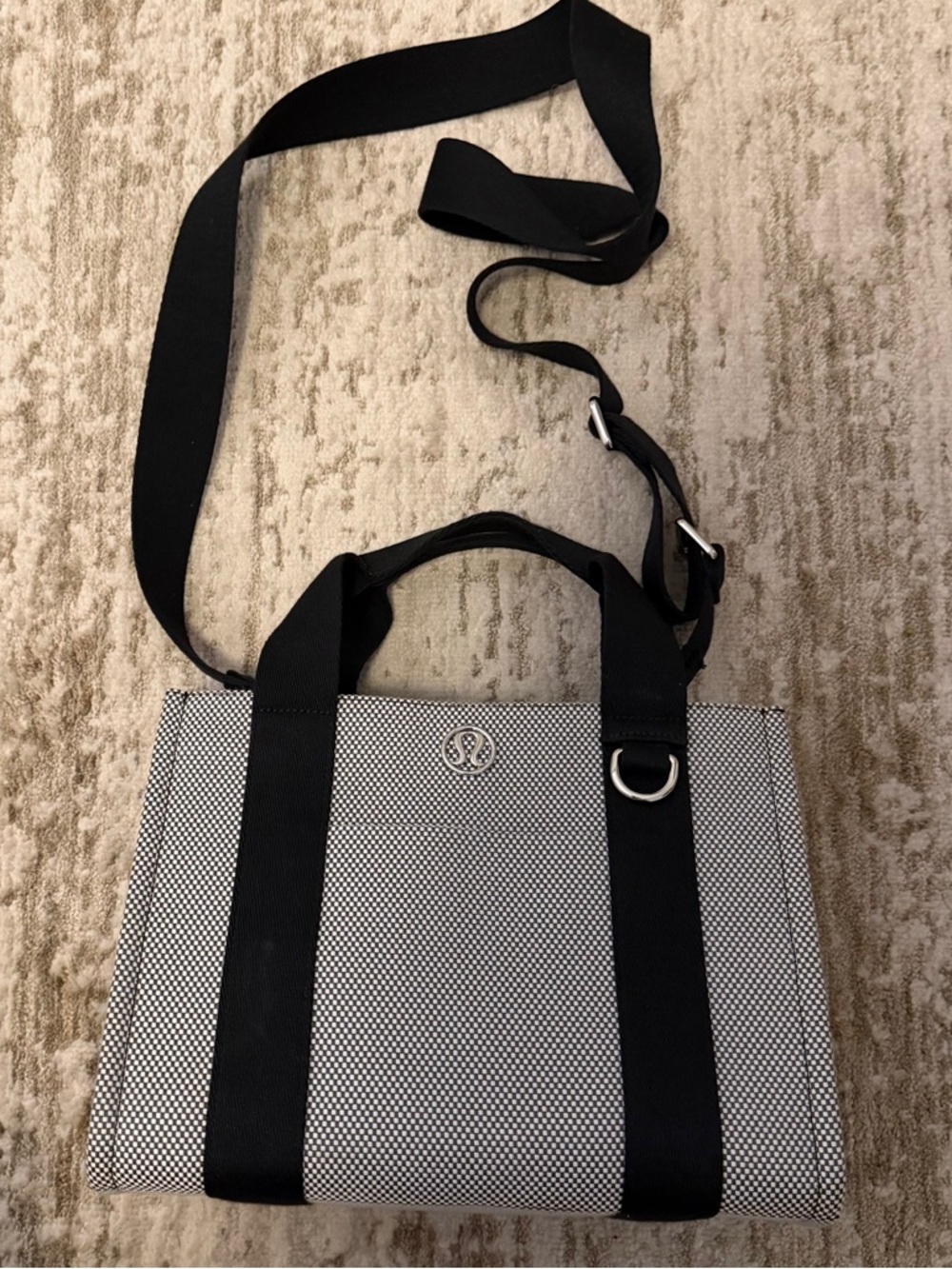 Lululemon purse